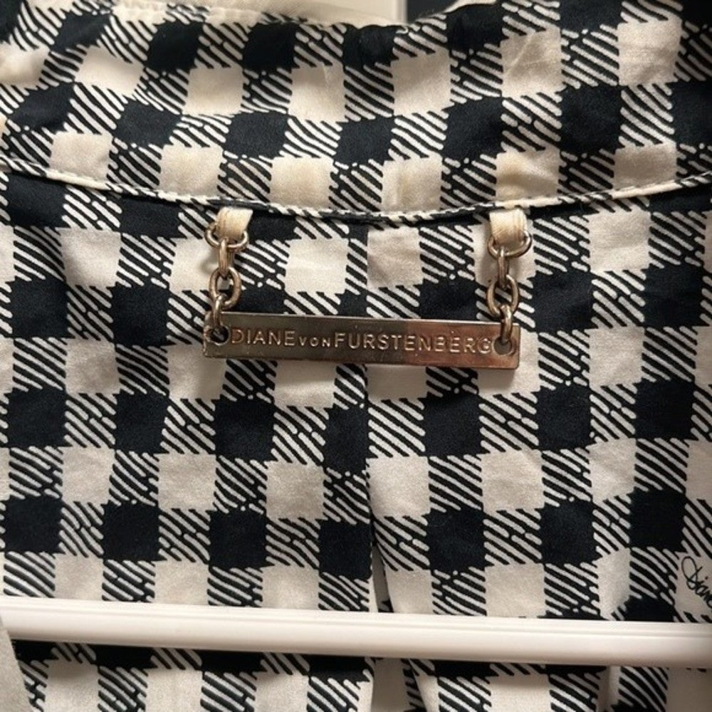 Diane Von Furstenberg Double Breasted Trench Coat Size 8