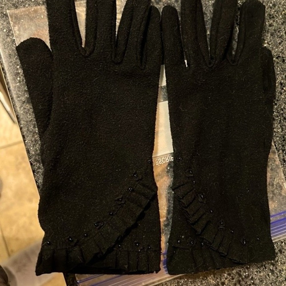 Vintage Black Embellished Gloves