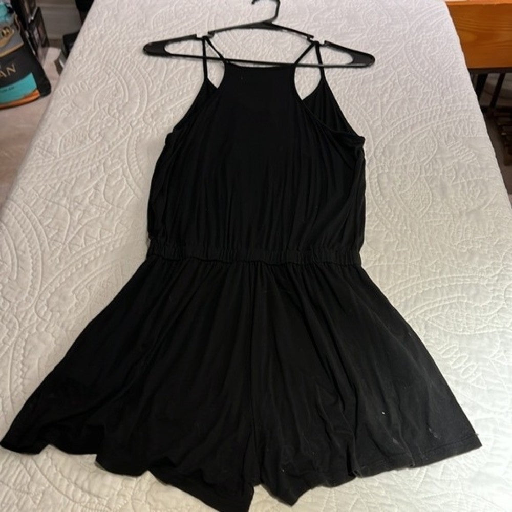 Reoria Black V-Neck Romper with Pockets Size S