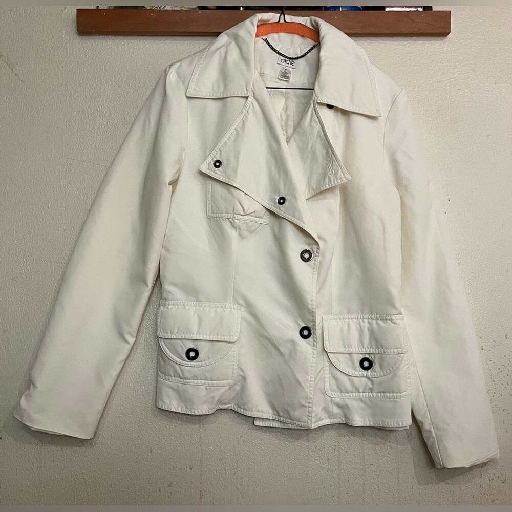 NWOT Cache White Bomber Jacket/ Winter Coat size M