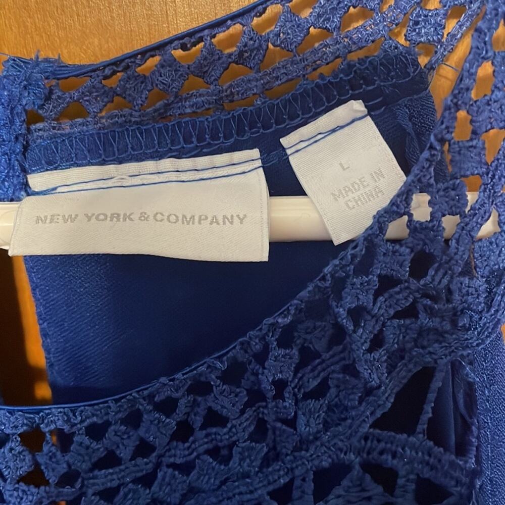 Ocean blue Maxi-dress, perfect for vacation vibes.  EUC, size L, New York & Co.