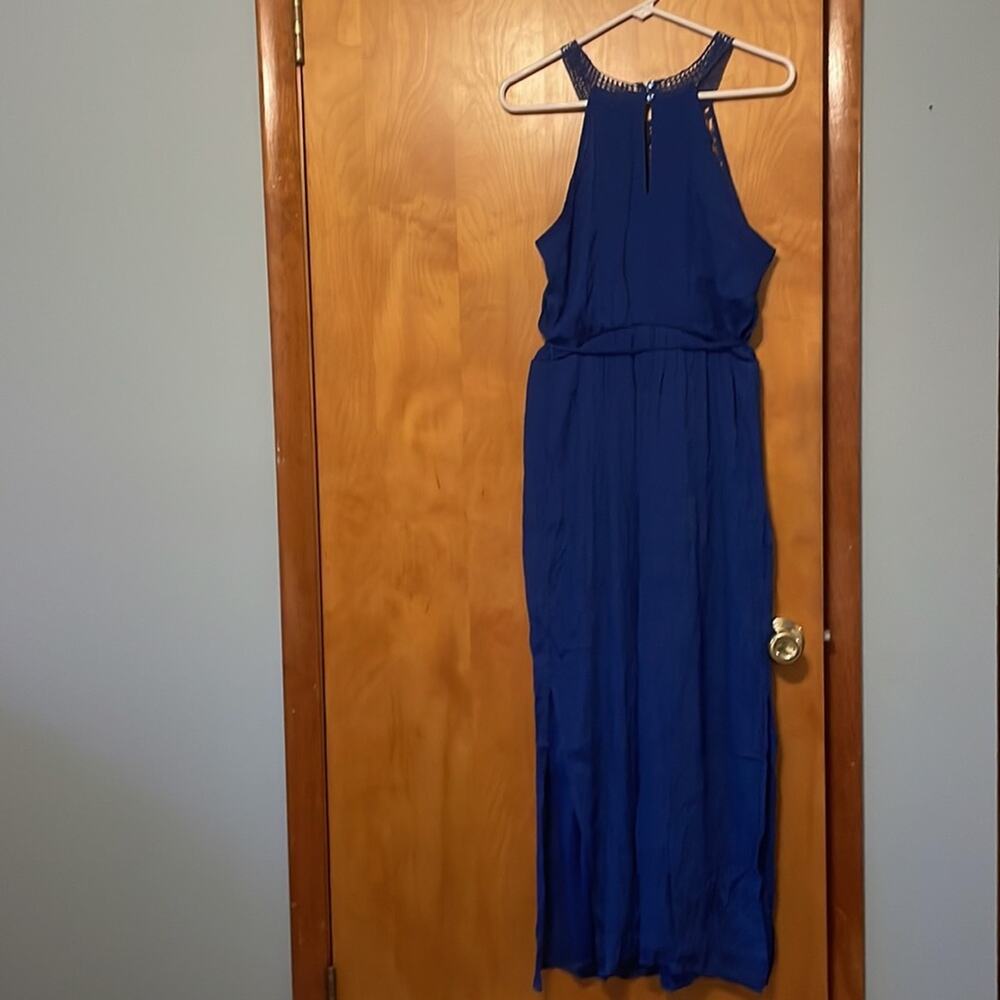 Ocean blue Maxi-dress, perfect for vacation vibes.  EUC, size L, New York & Co.