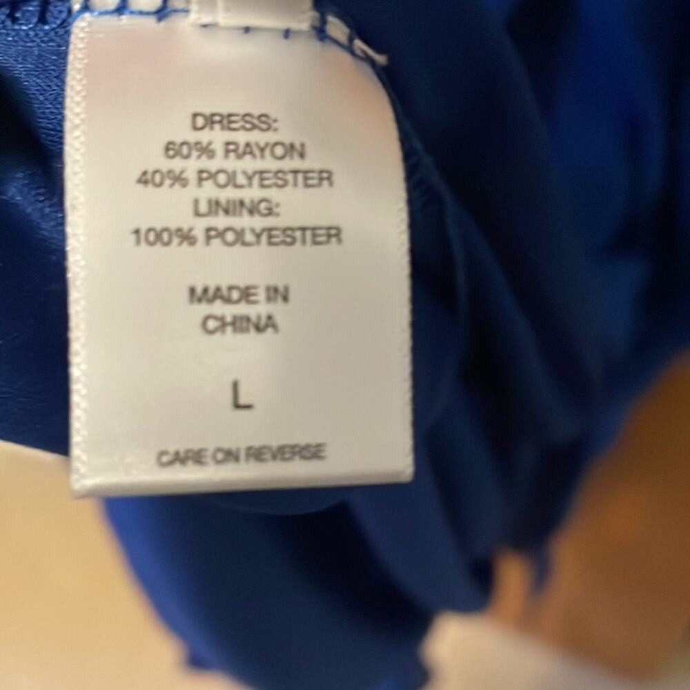 Ocean blue Maxi-dress, perfect for vacation vibes.  EUC, size L, New York & Co.