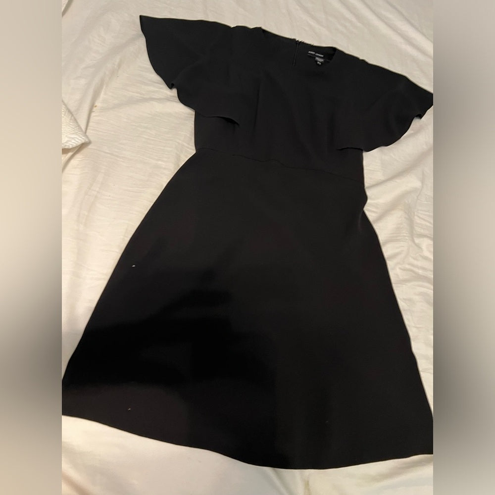 Maggie London Catalina Flutter Sleeve Black Dress size 2