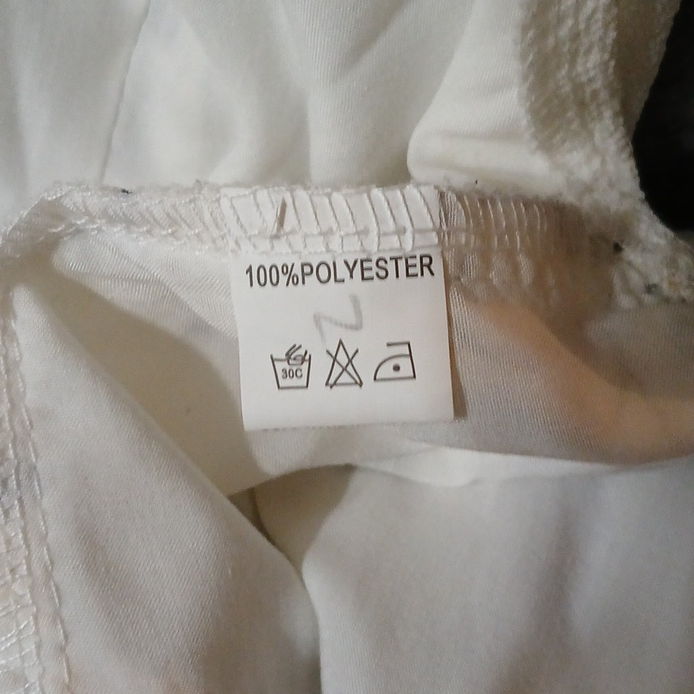 SHOWPO White Floral Wrap Dess size 8 NWOT