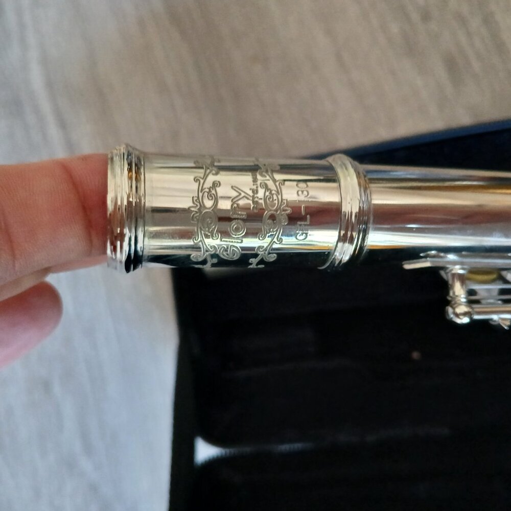 Glory GFL-130 Silver Flute with Case, Strap and Accessories