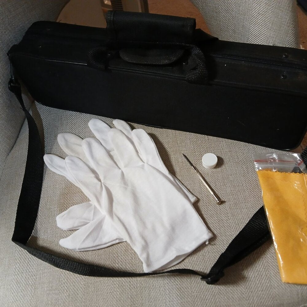 Glory GFL-130 Silver Flute with Case, Strap and Accessories