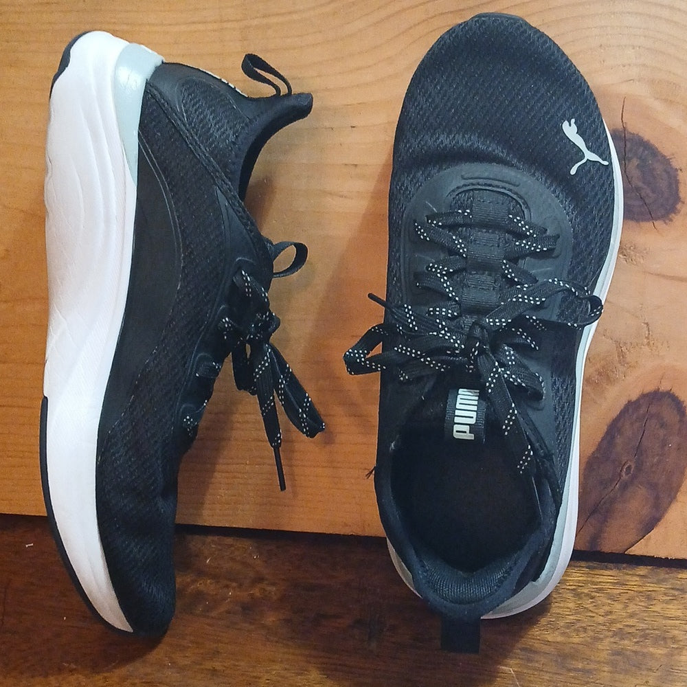 Puma Black & Light Blue Mesh Sneakers with White Sole US 7.5