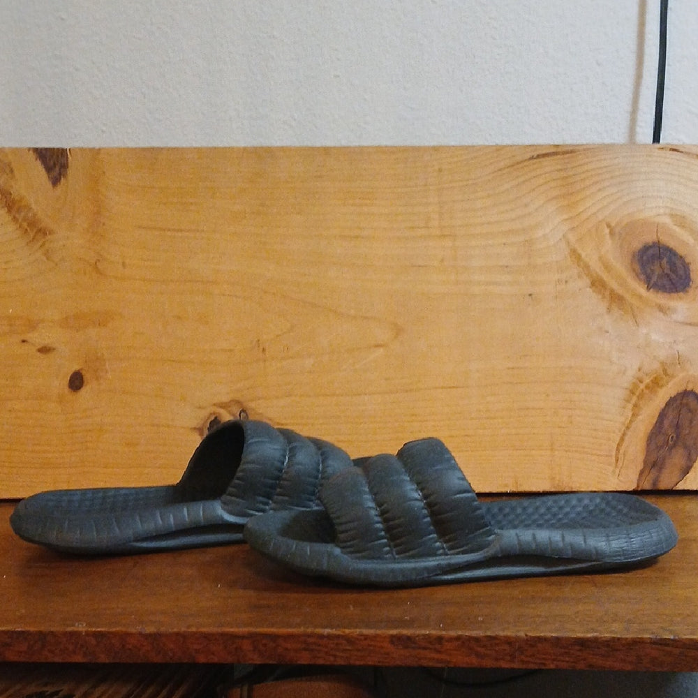 Seven7 Sports Slide Sandals Cloud Memory Foam Sz 42