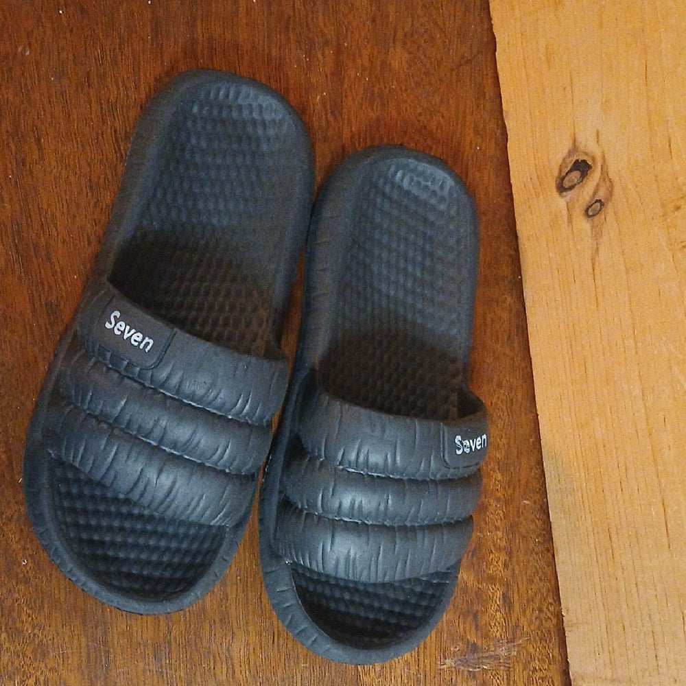 Seven7 Sports Slide Sandals Cloud Memory Foam Sz 42