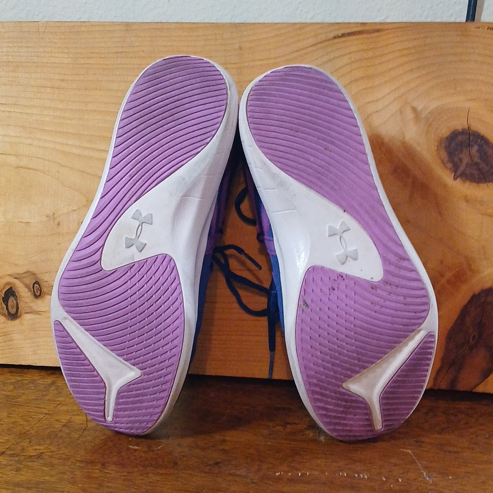 Under Armour Women's Athletic Shoes in Blue and Pink