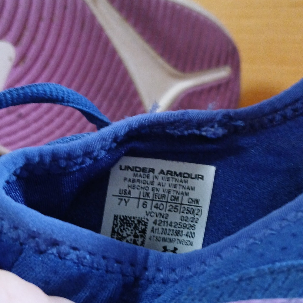 Under Armour Women's Athletic Shoes in Blue and Pink