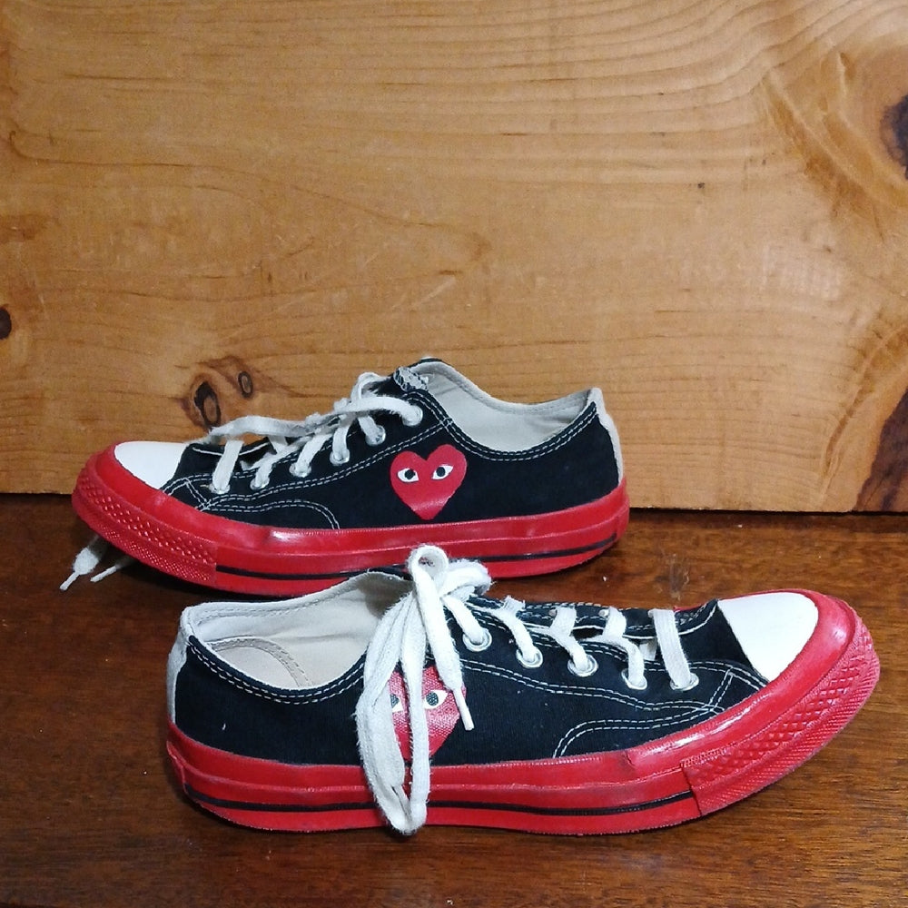 Converse Black and Red Kids Sneakers