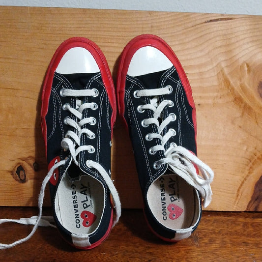 Converse Black and Red Kids Sneakers