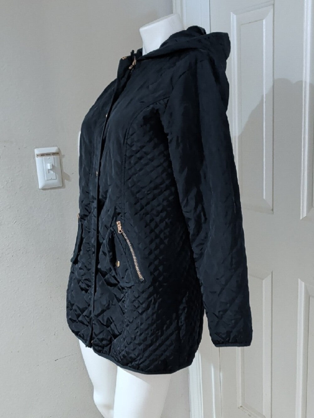 Cavalini Navy Blue Quilted Hooded Puffer Jacket with Gold-Tone Hardware Medium