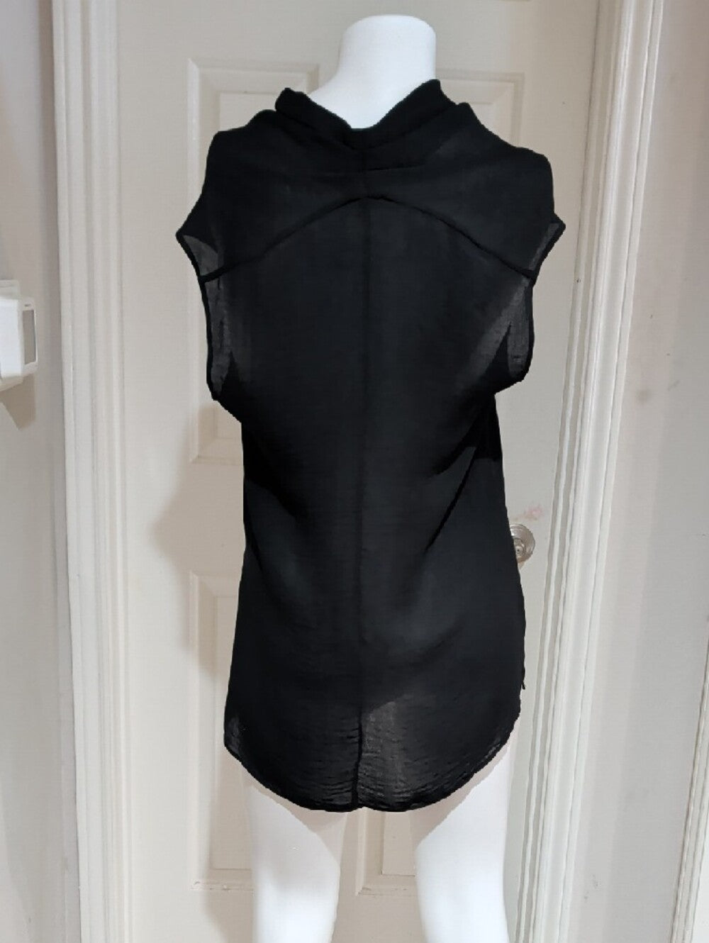 CAbi Black Sleeveless V-Neck Tunic Women's Small