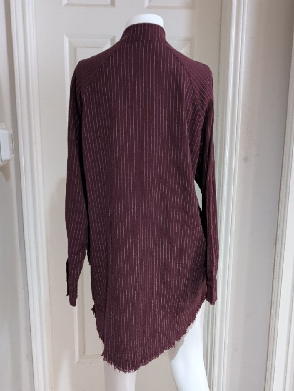 Paintcolors Frayed Hem Button-Up Tunic Mini Dress in Deep Wine Women's Large