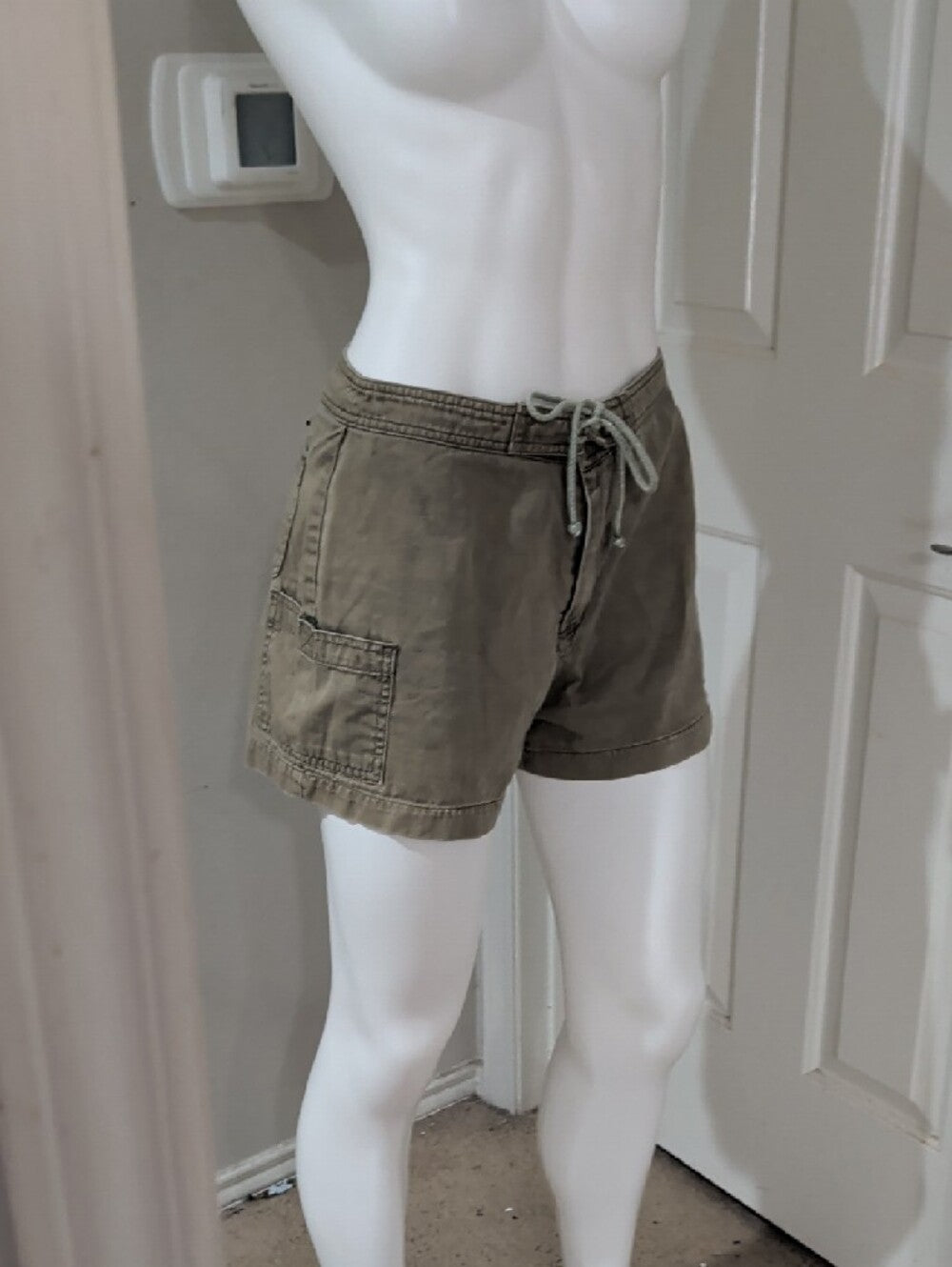 Vintage Rue 21 Women’s Olive Drawstring Utility Shorts Y2K