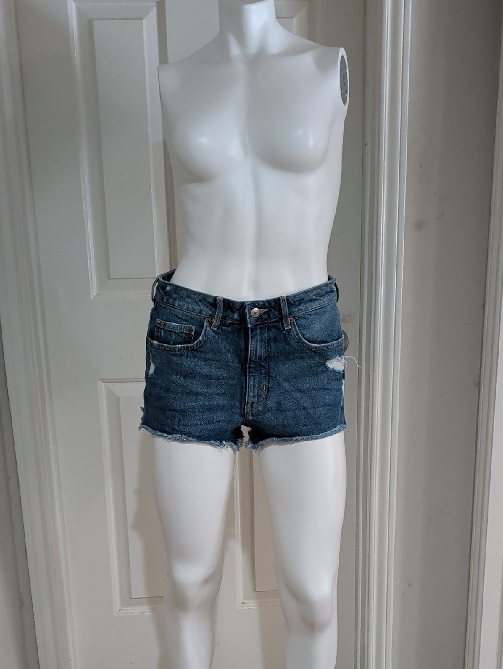 H&M Dark Blue Distressed Denim Cutoff Shorts Women's 8