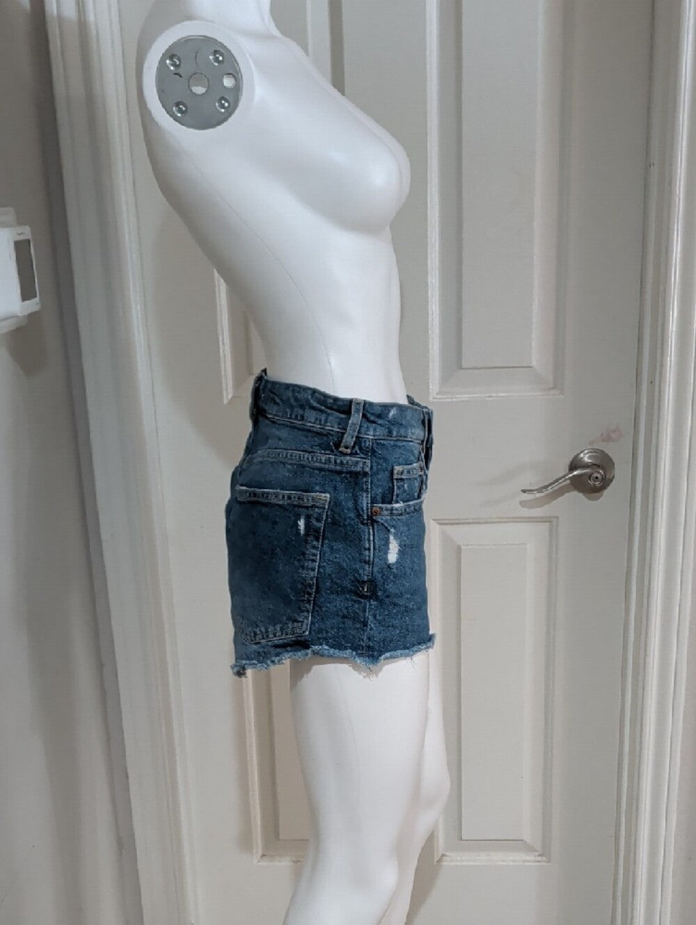 H&M Dark Blue Distressed Denim Cutoff Shorts Women's 8