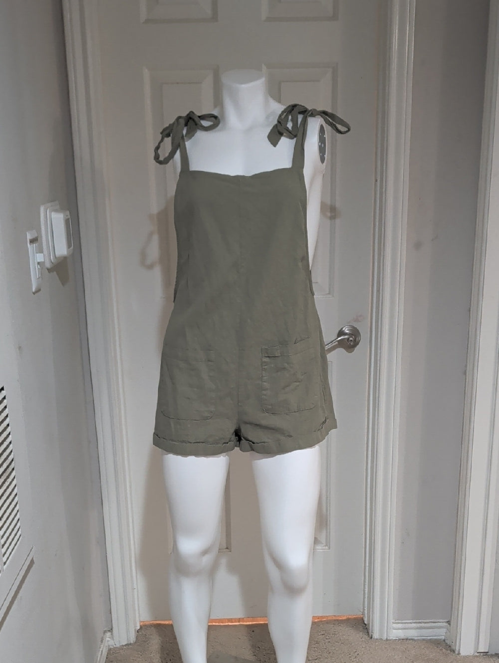SHEIN Olive Green Casual Jumpsuit with Pockets Women's Medium