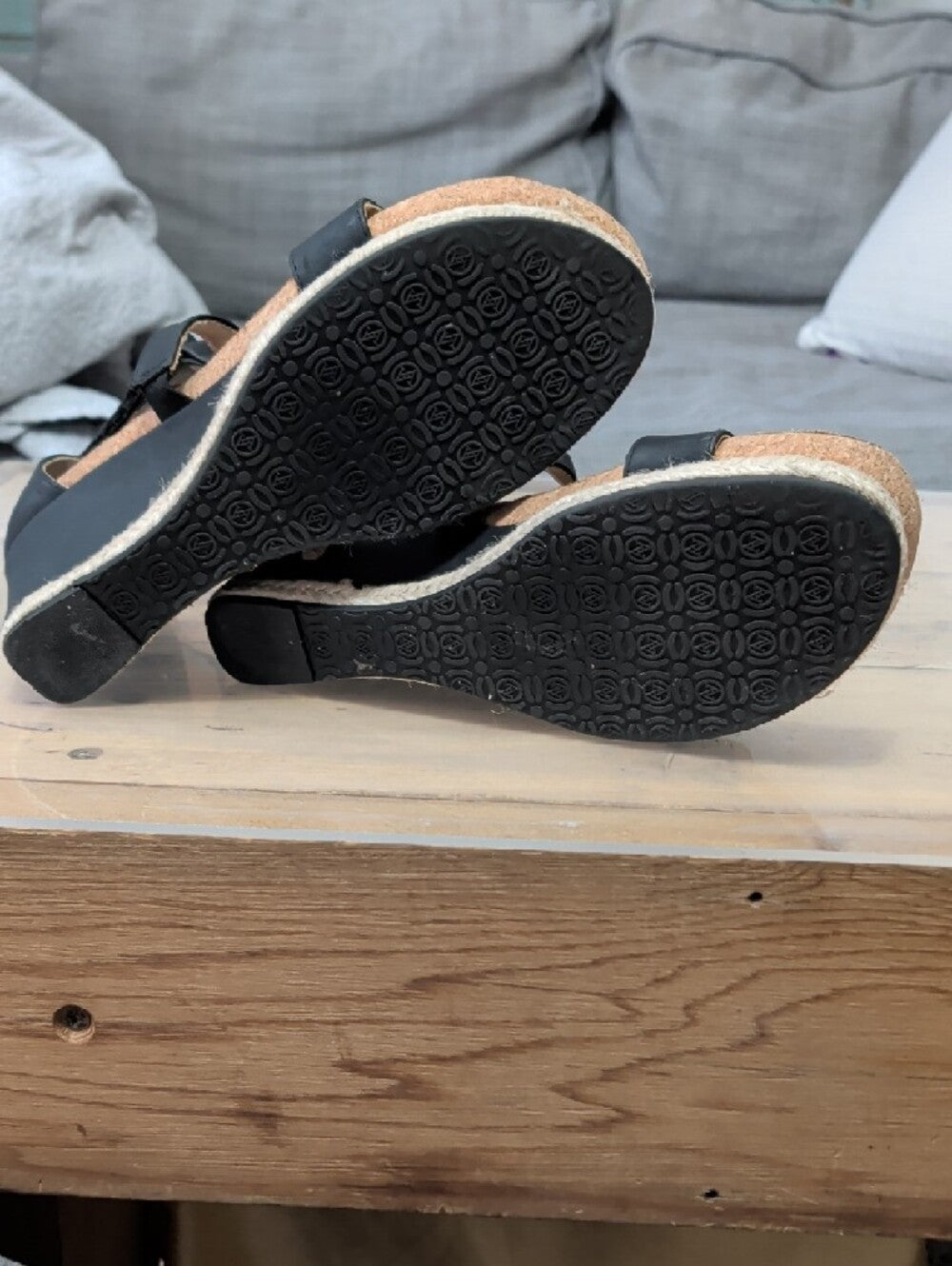 Adrienne Vittadini Black Leather Strappy Wedge Sandals Women's 8.5/9