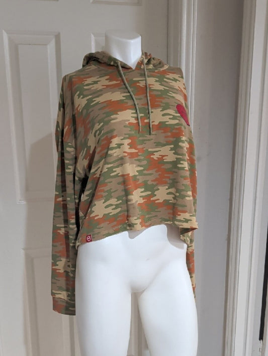 Magellan Camo Cropped Hoodie with Red Shiner Bock Patch Women's XL