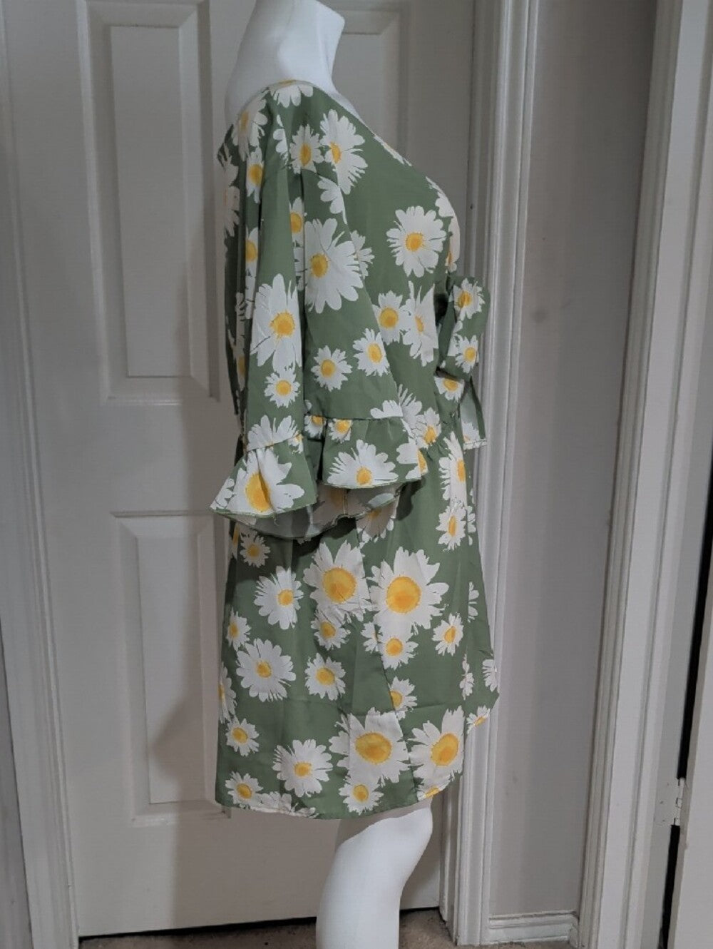 SHEIN Green Mini Romper with White Daisy Print Women's 7X