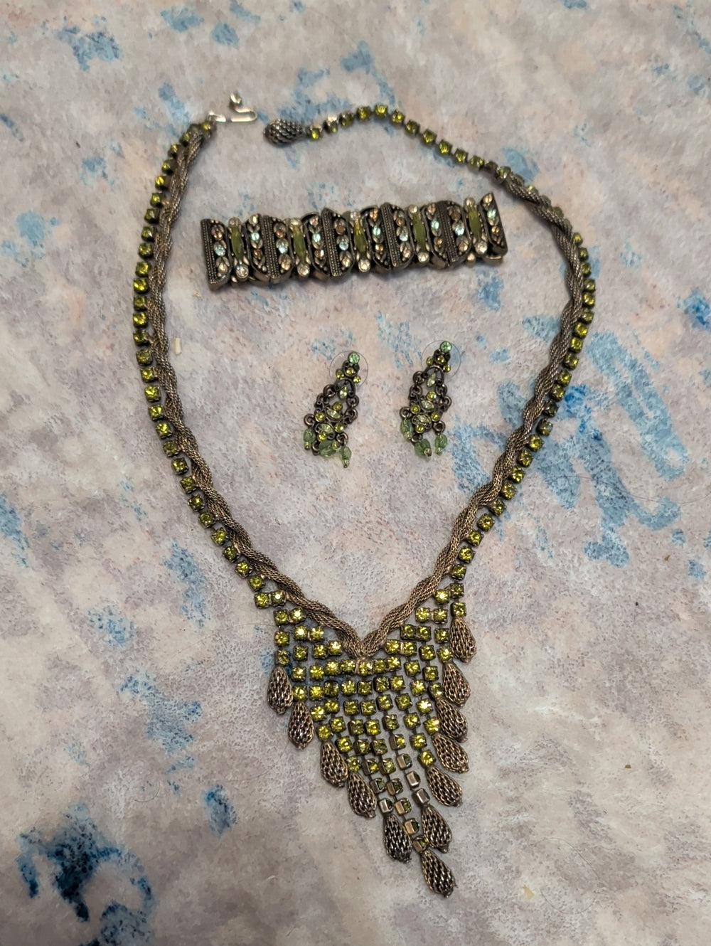 Vintage Olive Green Crystal Statement Necklace Set 17"