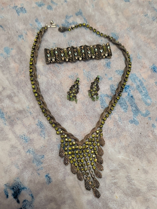 Vintage Olive Green Crystal Statement Necklace Set 17"