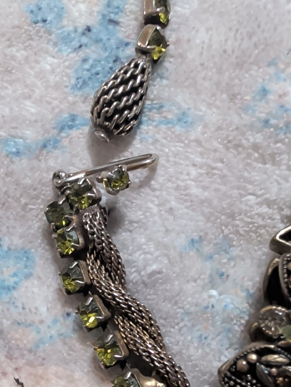 Vintage Olive Green Crystal Statement Necklace Set 17"