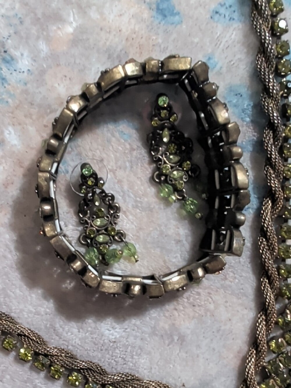Vintage Olive Green Crystal Statement Necklace Set 17"
