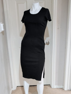 Retro No Boundaries Black Short-Sleeve Midi Dress with Side Slit Women's Medium y2k