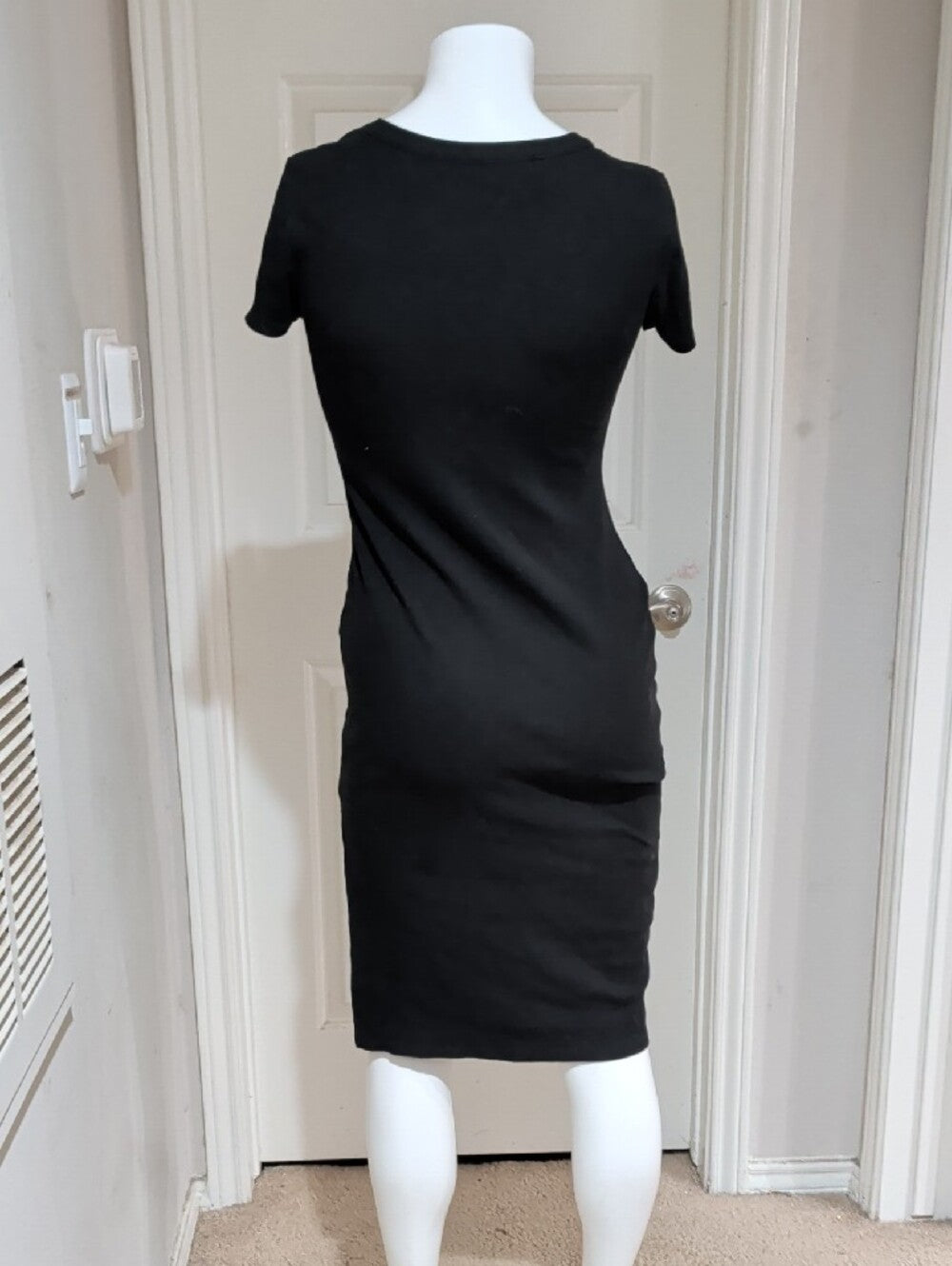 Retro No Boundaries Black Short-Sleeve Midi Dress with Side Slit Women's Medium y2k