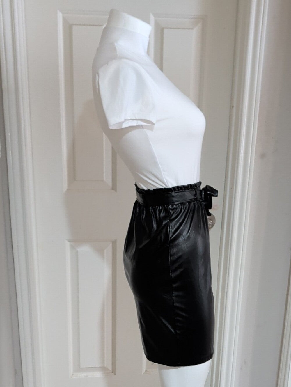 Retro Derek Heart Black Faux Leather Paperbag Mini Skirt with Tie Y2K Women's S