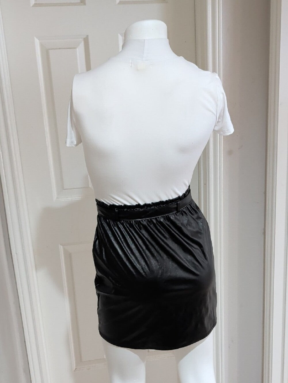 Retro Derek Heart Black Faux Leather Paperbag Mini Skirt with Tie Y2K Women's S