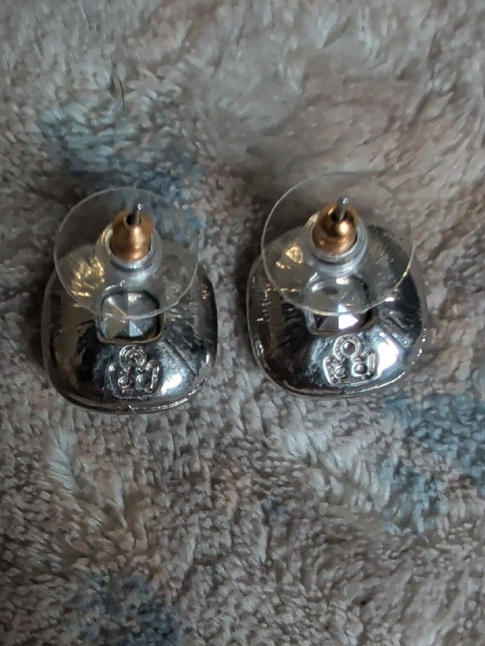 MCM Classic Crown Trifari Blue Cushion-Cut Stud Earrings Retro Costume Jewelry