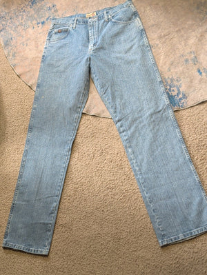 Wrangler 20X Light Blue Straight Leg Jeans - Classic Fit - Men's 36"X38"