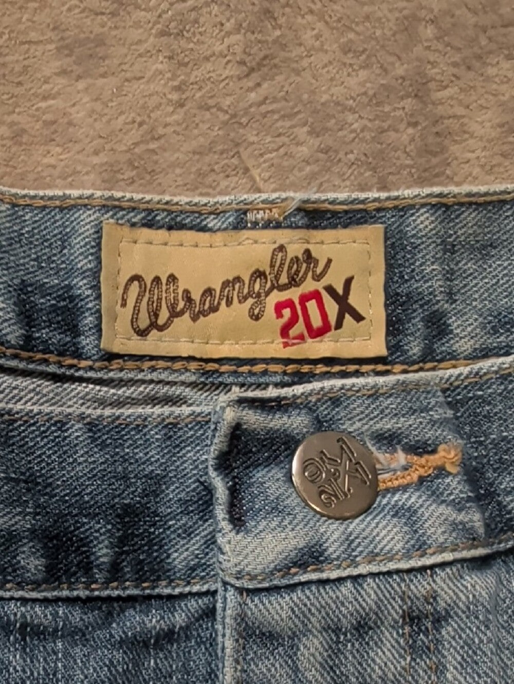 Wrangler 20X Light Blue Straight Leg Jeans - Classic Fit - Men's 36"X38"