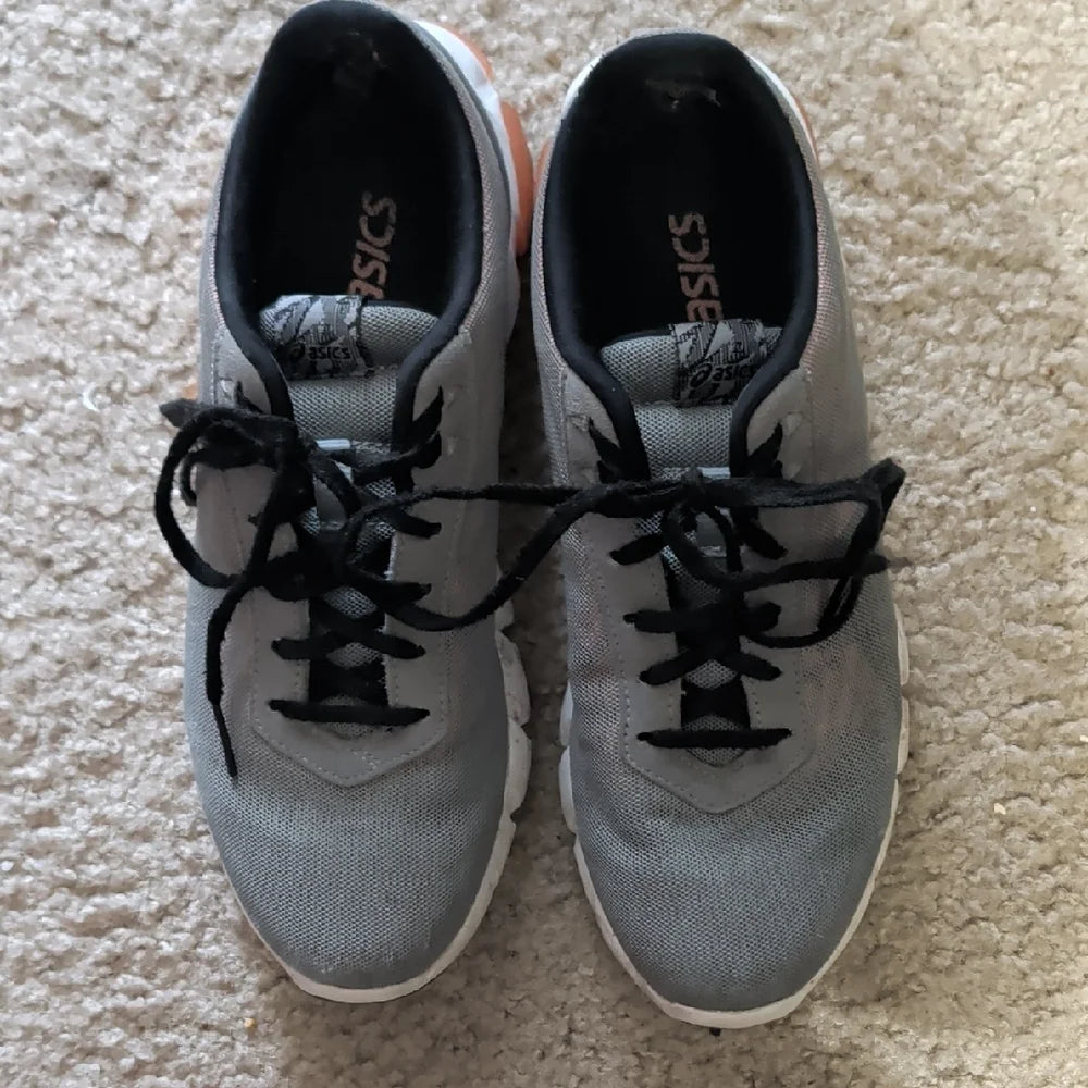 ASICS Women's Gray and Pink Running Shoes US 7 I UK 38
