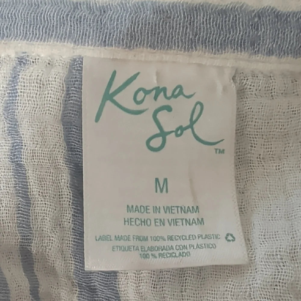 Kona Sol White and Light Blue Striped Oversized Shirt Women's Medium