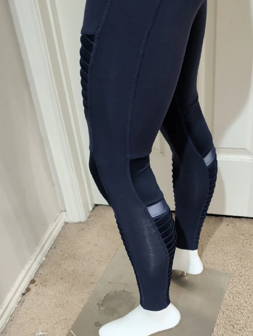 ALO Yoga Navy Blue Moto Leggings‎ XS Mid Rise Full Length
