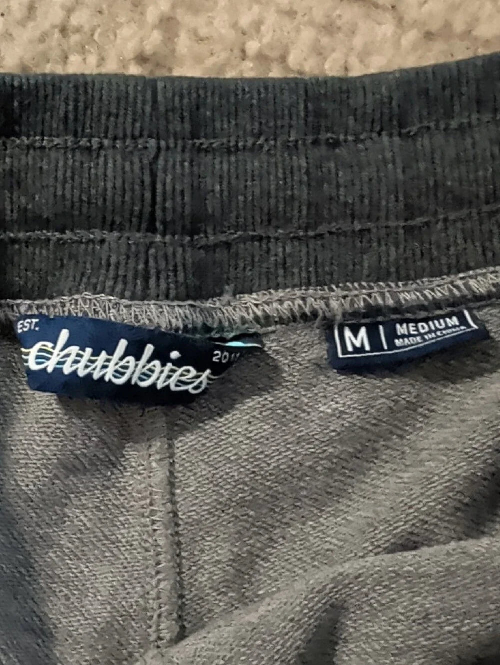 chubbies Gray Pineapple Lounge Shorts Men's Medium