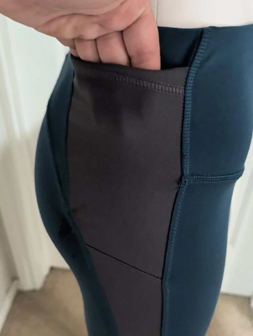 Champion Teal High-Waist Cropped Performance Leggings - Women's Medium