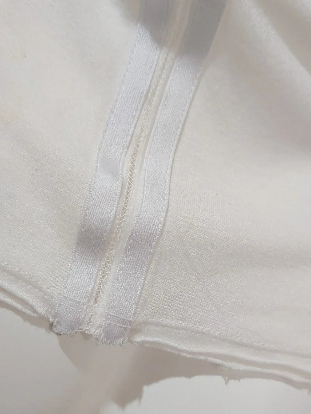 Alice + Olivia White Sheer Tailored Short Sleeve Tee 100% Lyocell Women's M/L