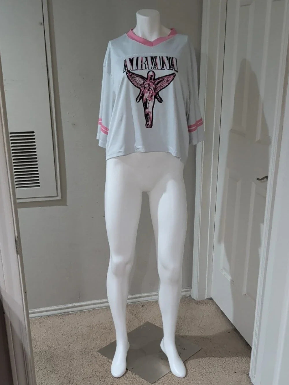 NIRVANA White Cropped Tee with Pink Graphic and Trim Women's XL