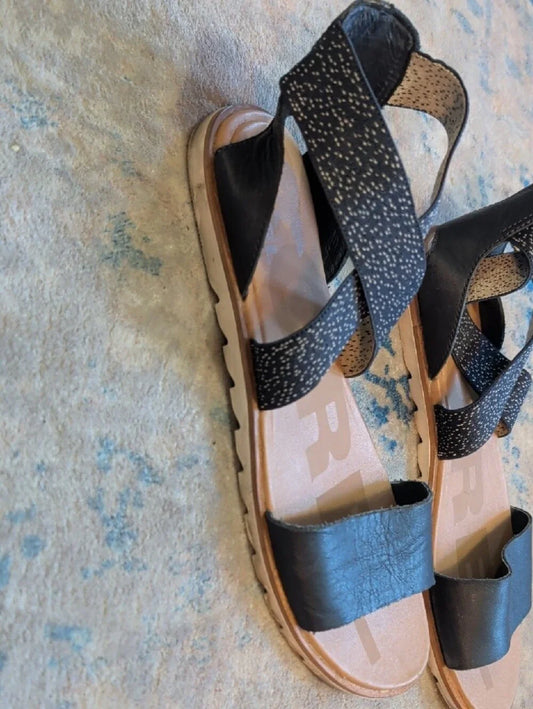 Sorel Navy Blue Crisscross Elastic Strap Sandals Women's 9 US