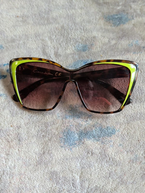 RARE Sam Edelman Tortoiseshell Cat-Eye Sunglasses with Neon Green Accent