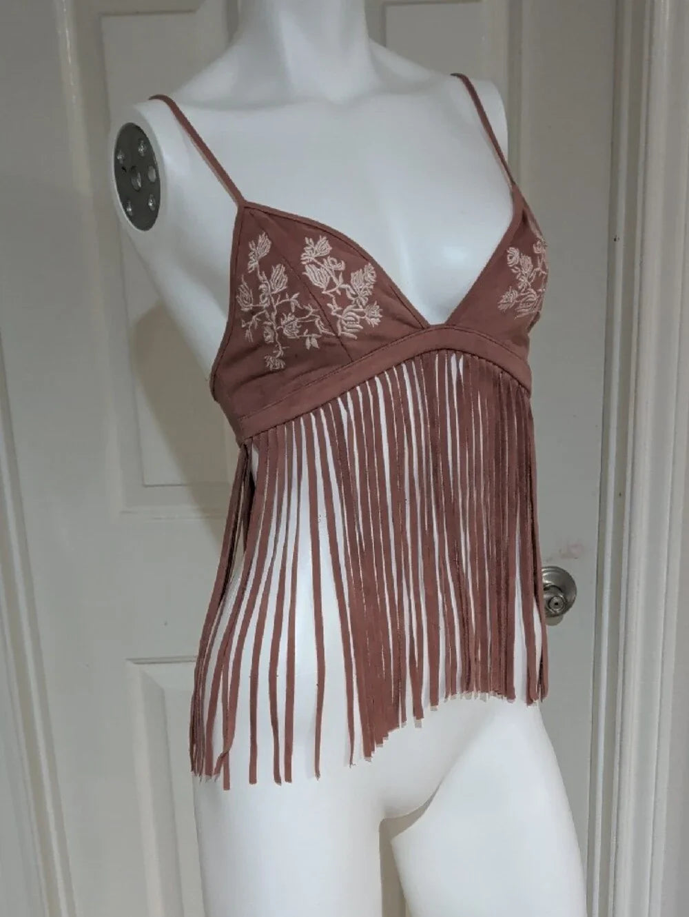 Forever 21 Mauve Fringed Embroidered Spaghetti Strap Crop Top Women's Small