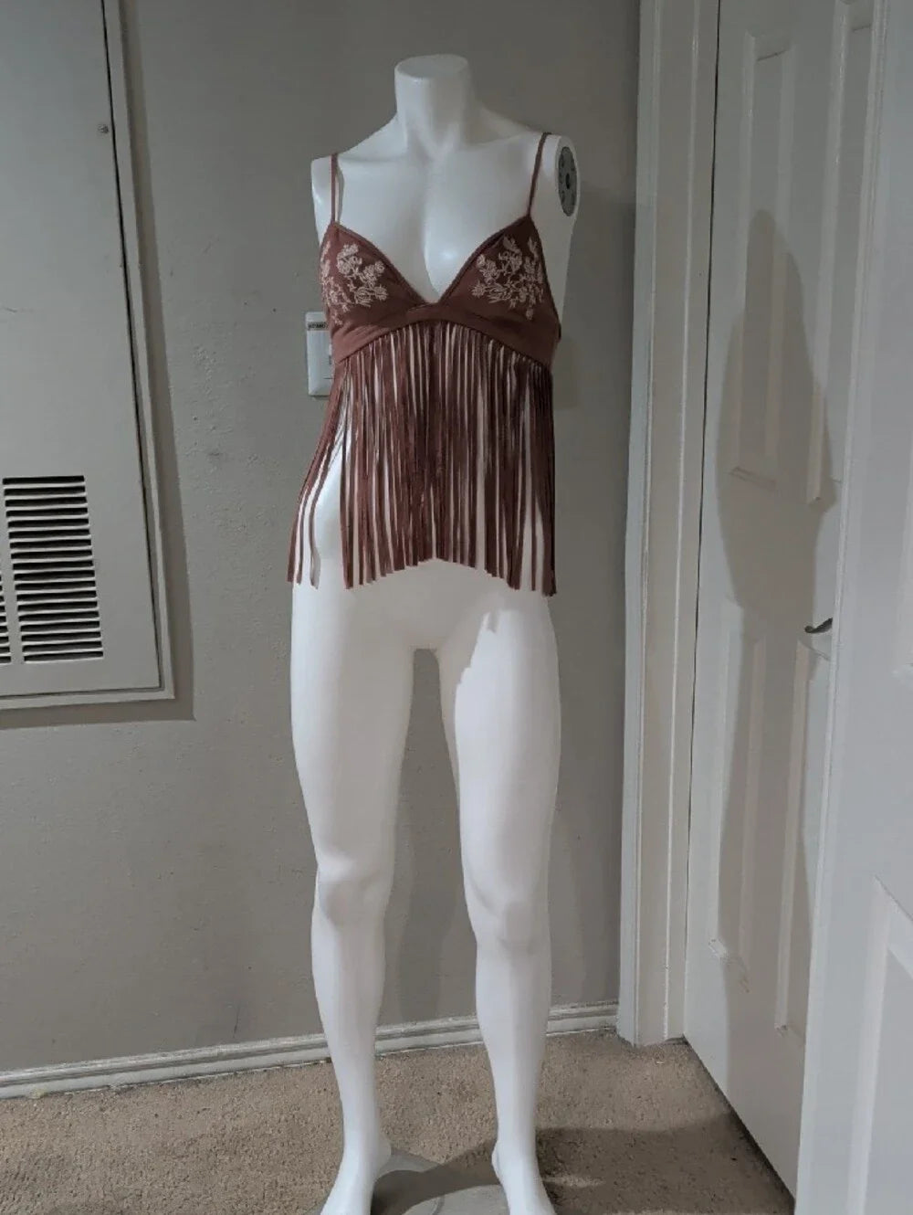 Forever 21 Mauve Fringed Embroidered Spaghetti Strap Crop Top Women's Small
